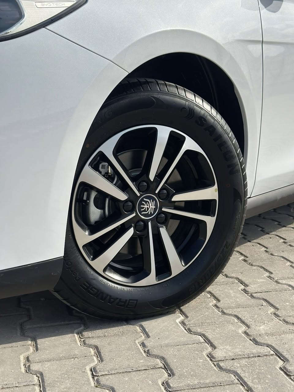 سلاوى خواتان ليبيت 
BYd 
quin plus 2025
كوين پله س 
ناو زه رد 
ويل كروم 
جوانكارى بو كراوه 
گاعيم بو كريوه 
ته نها ١٠٠٠كم روشتوه 
كاتى نه شكاوه 
٣ مانگ كاتى له گه له 
شوين سليمانى 
***********
