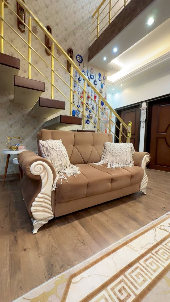 طخم ديوان للبيع 9 امتار كلش نظيف السعر 450 ويتحول سرير وجواه مغزن


**إذا كنت صاحب هذا الإعلان وتريد حذفه لأي سبب، رجاءا أرسل رسالة إلى الدعم الفني**