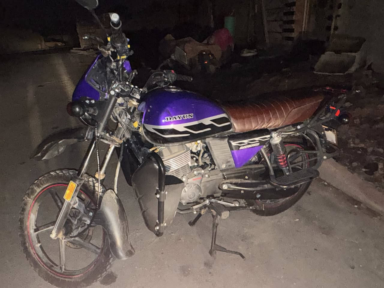 السلام عليكم 
دايوان جبلي للبيع موديل 23 طالعة ب24 شهر ال11 مرقمة بغداد 
دراجة نضيفة وحلوة ومكينتها ناعمة حلوة  مكاني بغداد
هذا رقم الولد اني مكلف بالنشر 
***********
