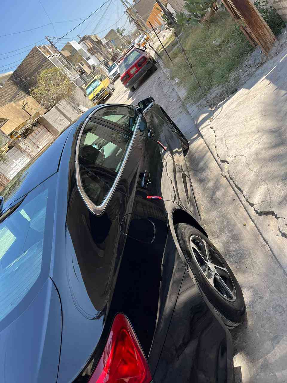 ماليبو 2023 lt
حادث خفيف موجود بلصور 
رقم بغداد تحويل ثاني يوم
موصفاتها lt 
ماشية 46 الف ميل 
السعر :135$ بيها مجال بسيط
هاتف ☎️:***********
