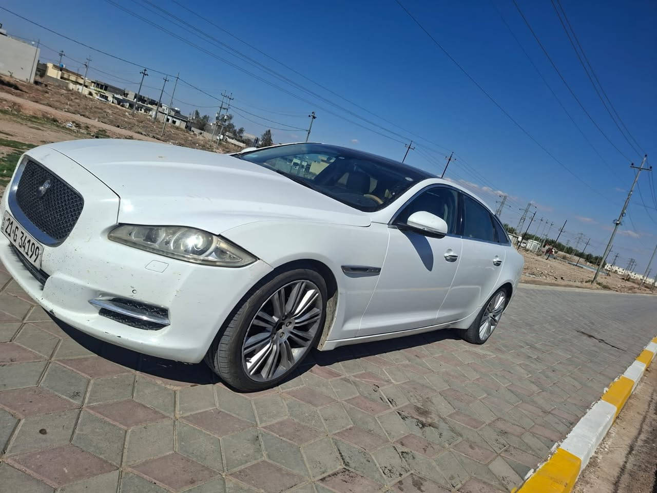 السلام عليكم للبيع جاكور جليجي ٢٠١١ فول مواصفات محرك ٦ عادي المرغوب بيها صبغ قطعتين بدون ضرر خلاص فقط رش محرك كير جدد ترايهه حلو جاهزه سليمانيه دولي تحويل مباشر بيع او مراوس حسب القناعه السعر ١٢٨ مجال حك الجيه فقط اتصل ع *********** ديالى بلدروز
