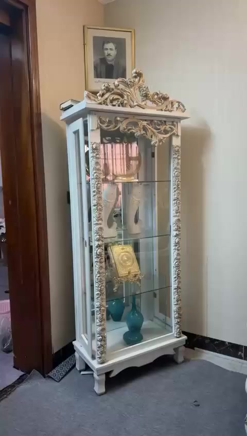 للبيع قطعتين ديكور ب١٩٠ الف 
للتواصل ***********
