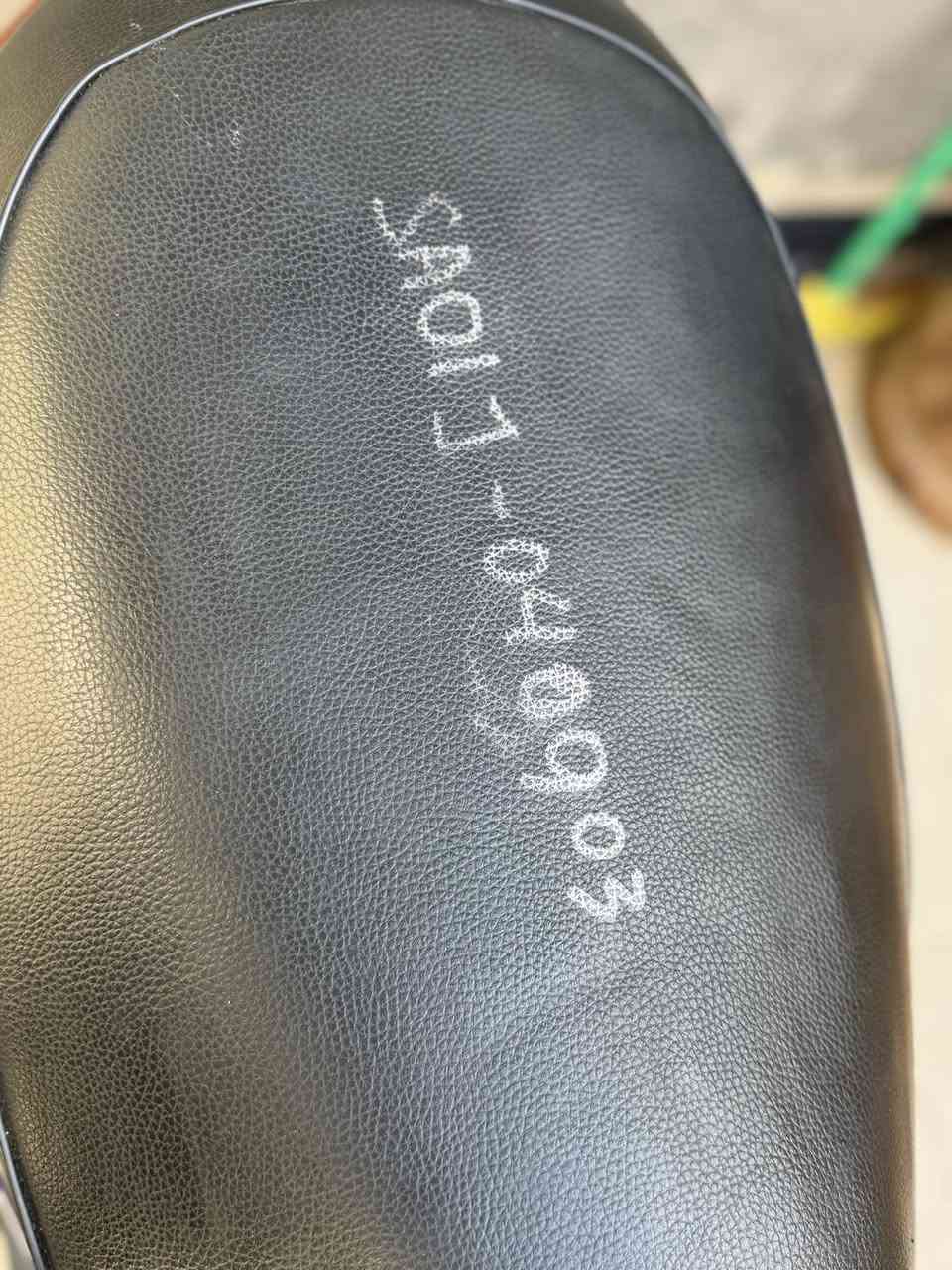 منغولي  ماشية 8000الاف  كلش جديدة صار سبوع نزلته رمبة جبتها من بغداد الوصل مالتها موجود عندي حيل جديدة كتلوكات الشركة وياها 
رقم الشاصي مكتوب ع كشن ودشبول 
منزل لباركود وياها دكة تطلع صورها بمزاد اليابان
مكاني ناصرية مركز
***********
