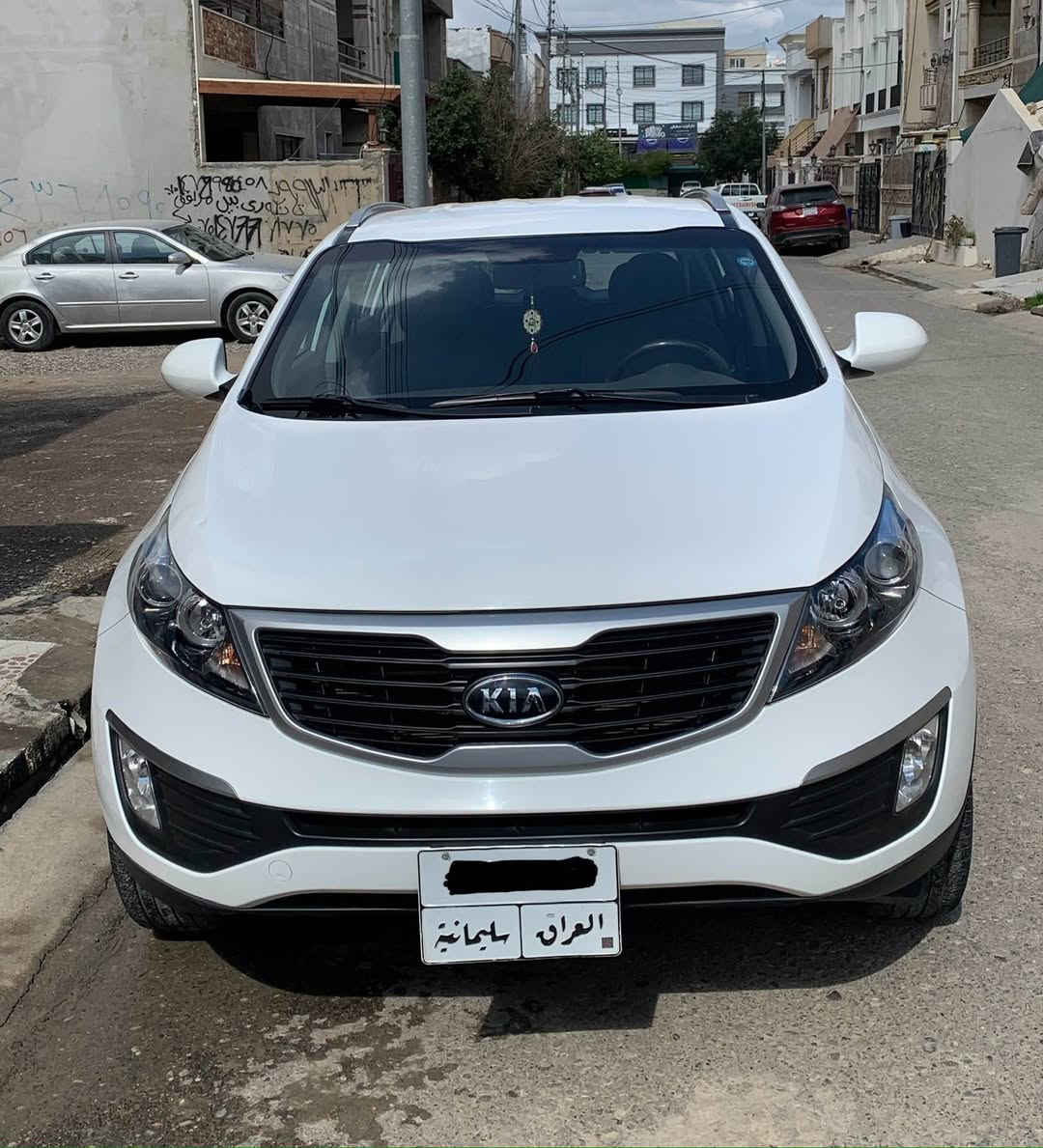 کیا سپۆرتاج  خلیجی سفری شەریکە
مۆدێل 2011 
104 هەزاری حەقیقی ڕۆیشتووە
بێ بۆیاغ بێ سارد 
دەعامی بۆ دەعامی بەشەرت
هەموو گیانی لەسەر دەقی شەریکە ماوەتەوە 
   لە شەریکەوە دووەم دەستە هیچ ئەزێت نەدراوە
زۆر جوان ماوەتەوە سەیارەکە
مەکینەی کراوەتەوە بەشەرتە
بێ عەیبە هیچ موشکیلەی نیە
ساڵێکە لای خۆمانە هیچ کێشەی نیە
سەیارەیەکی زۆر خۆش و بێ موشکیلەیە 
 تەحویل و بەناوکردن و غرامە هەمووی بە شەرت

سعری/146$ 

ژمارەی خاوەنی/8889 329 0750 أربيل, العراق


**إذا كنت صاحب هذا الإعلان وتريد حذفه لأي سبب، رجاءا أرسل رسالة إلى الدعم الفني**