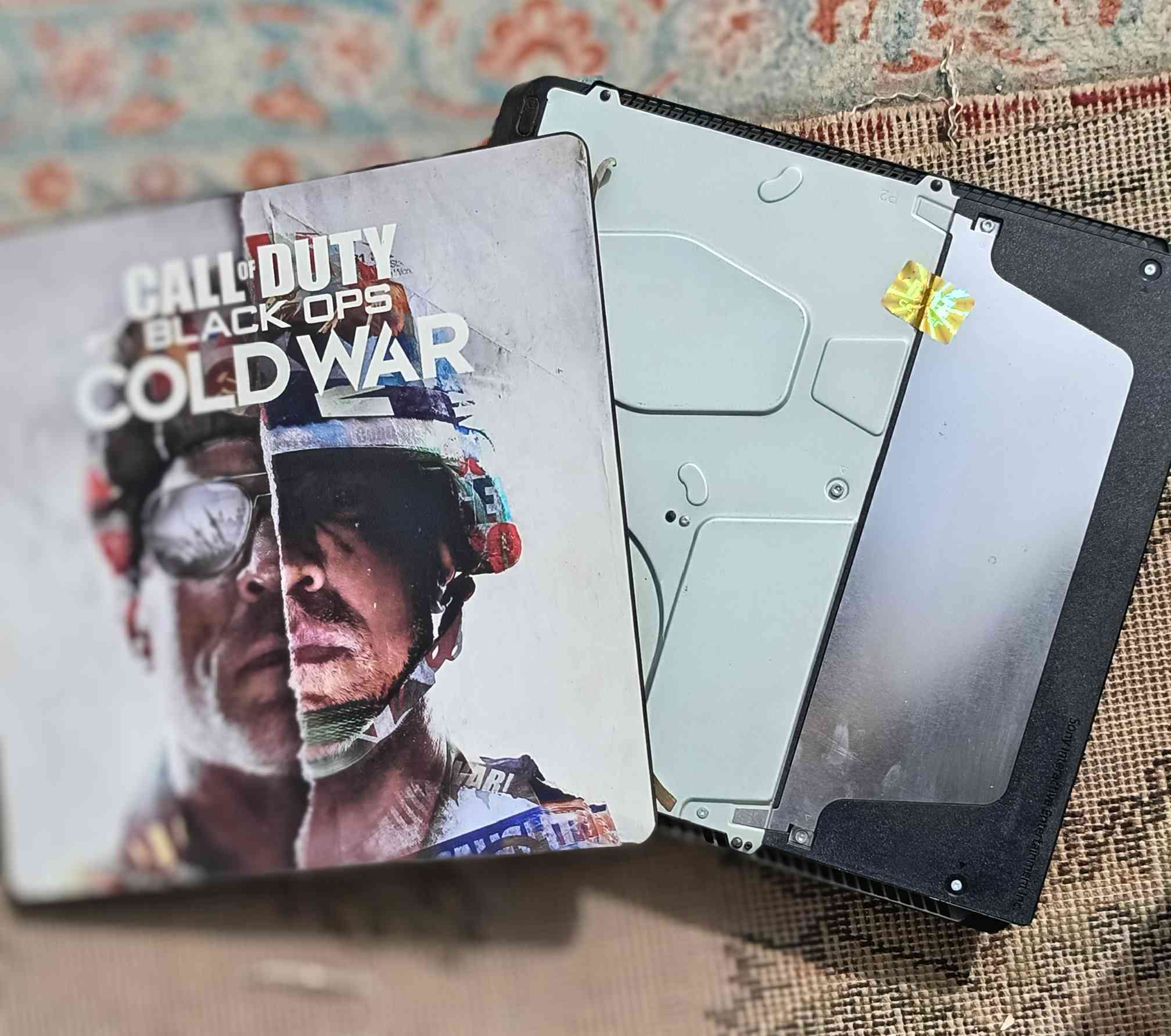 Ps4 نظافه100%مداخل صيانه دومم ولا مفتوح اصلا  ولا برغي بعده بتراب الشركه والله مع قرص  وجويستك عدد2 سعر البلي 275 البلي 1تيرا  الله شاهد مامفتوح وكدامك اليبل مال الشركه


**إذا كنت صاحب هذا الإعلان وتريد حذفه لأي سبب، رجاءا أرسل رسالة إلى الدعم الفني**