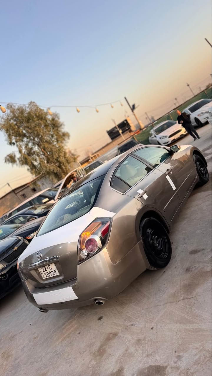 نيسان التما خليجي
موديل 2008 بصمه 
سعر مطلوب (( 72$ ))

سياره خليجي ٢ سويج بلادي موجود 
كير مكينه كهربائية صدر كوله بشرط 
٤ تايرات جدد 
تبريد تدفيه اشتغل 

سياره بيها ٣ قطعة سبغ (( بجم كبس ))
داخل سندوق بيها ضربه

رقم اربيل جديد دولي باسمي تحويل مباشر

مواصفات / بصمه - شاشه - كاميره - حساس - داخل اصفر - دبل كير - 

*********** تلفون 
*********** تلفون أربيل, العراق
