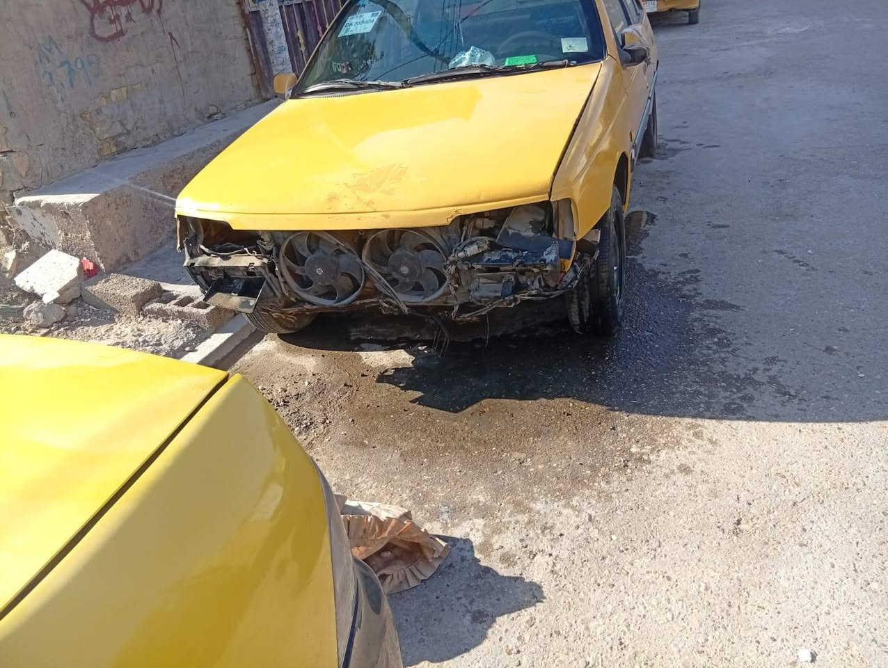 السلام عليكم بيجو الميس البيع  ضربة مبين بالصور  ***********
