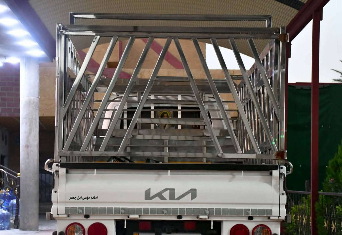 السلام عليكم محجر للبيع مال فحل سل ستيل الاتصال ***********
