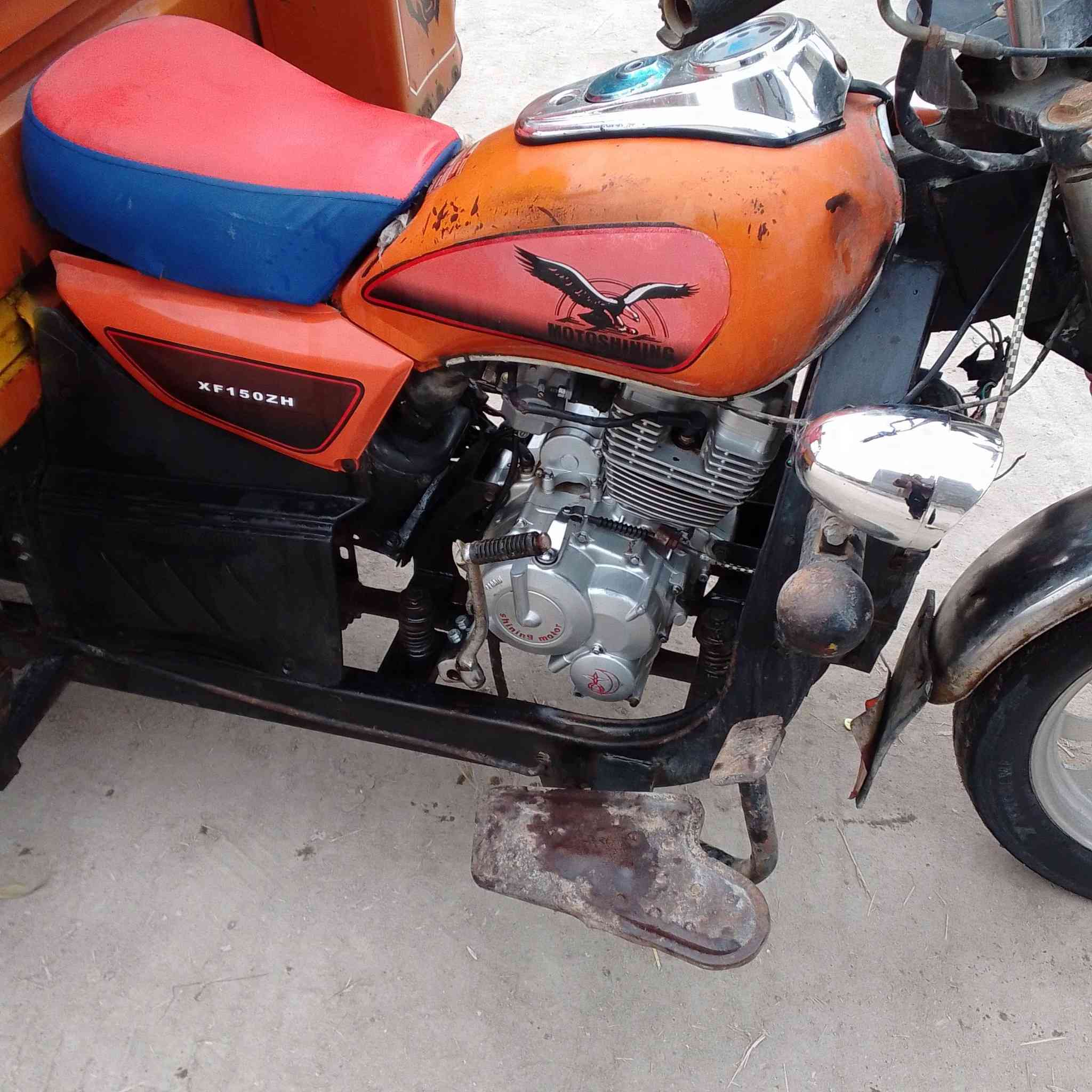 السلام عليكم ستوته للبيع جمرا فحل موديل 2021 اوراق كهربائية شغاله شاصي كفاله السعر 1300 بصرا كرمه علي الرقم ***********
