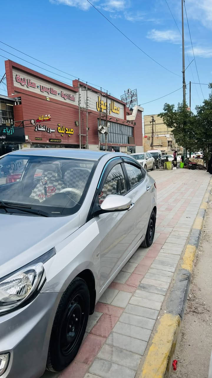 اكسنت للبيع نجف موديل ١٣ سياره جاهزه بيها باب شويه من الجاملخ الأمامي وبيها ملاحظات شوفت عينك رقم نجف السعر ٨٧ وبيها مجال للاستفسار الاتصال على الرقم ***********
