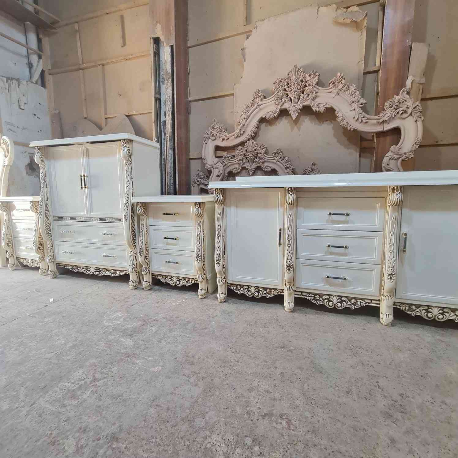 اهلا وسهلا في معرض ومعمل در للاثاث🔥
"بساطة المكان… وهدوء يلامس الروح 🤍"
"تفاصيل دافئة تحكي عن راحة ما تنوصف"
"هنا يبدأ السلام… وينتهي التعب"
"أناقة هادئة بطابع عراقي أصيل"
"راحة تشبه البيت… وتشبه القلب"
"لمسة جمال… بطابعنا الخاص"
عنوان بغداد صالحية مقابل وزارة العدل💯
 للاستفسار راسل صفحة بيج ✨️


**إذا كنت صاحب هذا الإعلان وتريد حذفه لأي سبب، رجاءا أرسل رسالة إلى الدعم الفني**