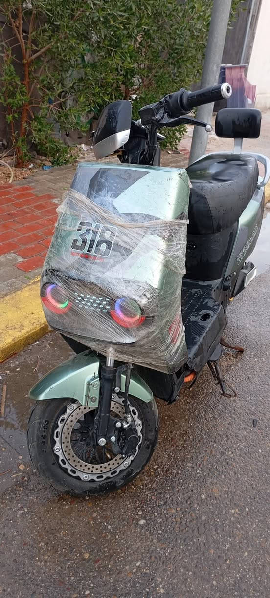 سلام عليكم
للبيع دراجه شحن نوع اباتشي 318 خير من الله الدراجه بيه نواقص بسيطه الدراجه يريد اله بطاريات شاحنته الأصليه مفتاحه الأصلي السعره 300 او بيه محال بسيط او تجي تاخذه من باب بيتي للتواصل 

*********** واتساب او اتصال
