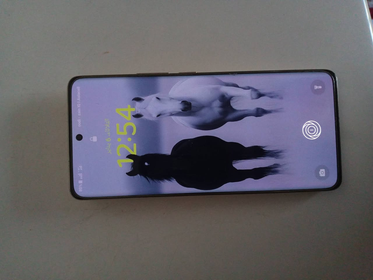 السلام عليكم جهاز للبيع ريلمي 12برو بلس 5G الذاكره 512 العشوائيه 12 بطاريه 5000 كاميرا احترافيه تدعم الزوم حتى 120X مستخدم شي قليل كلش الجهاز جديد مع كامل ملحقاته السعر 350 العنوان بابل للاستفسار الاتصال على الرقم ***********
