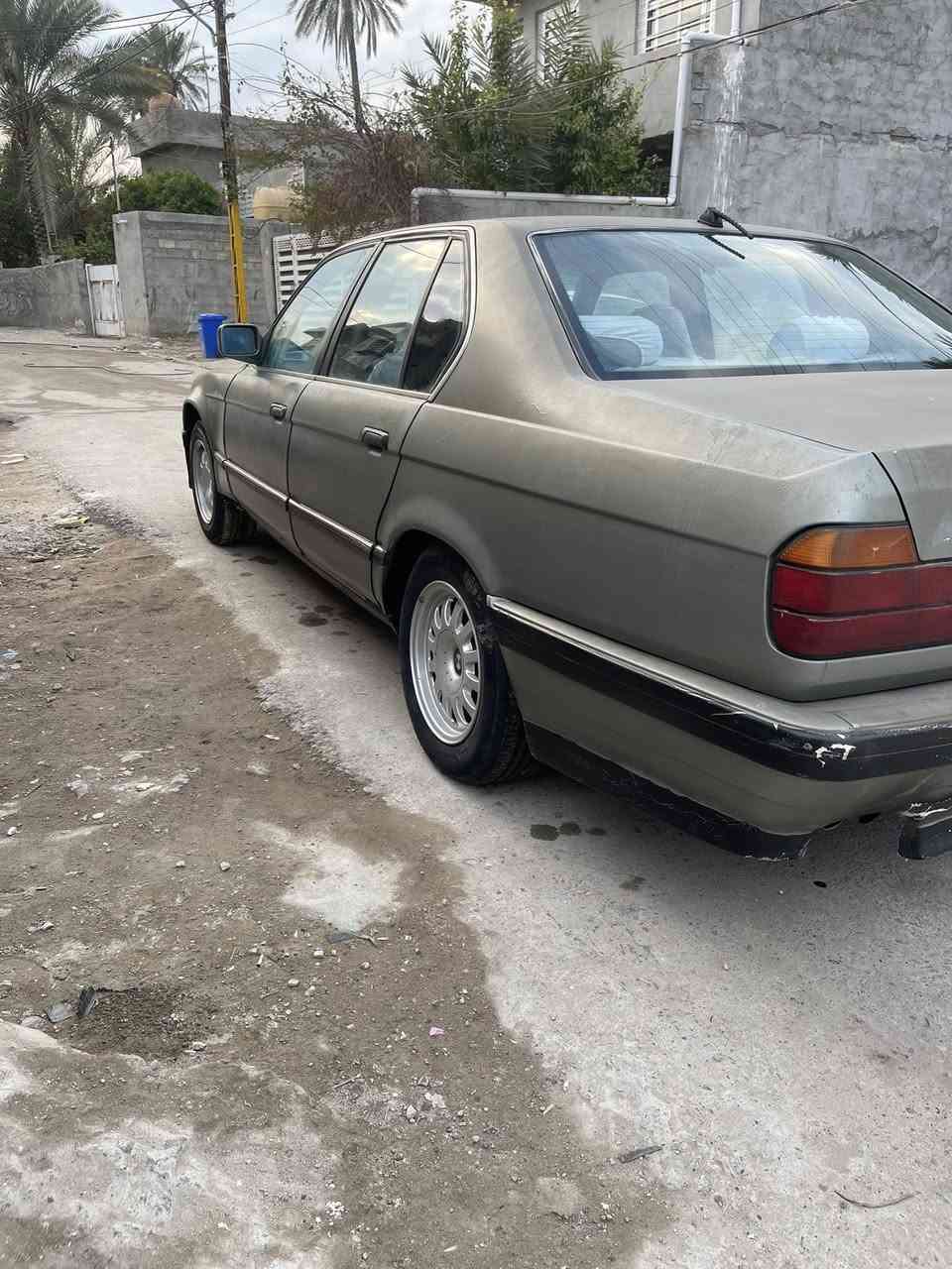 Bmw735جزيرة بغداد السياحية السعر      32.  *********** كير محرك شرط رقم بغداد بااسمي شرط التحويل
