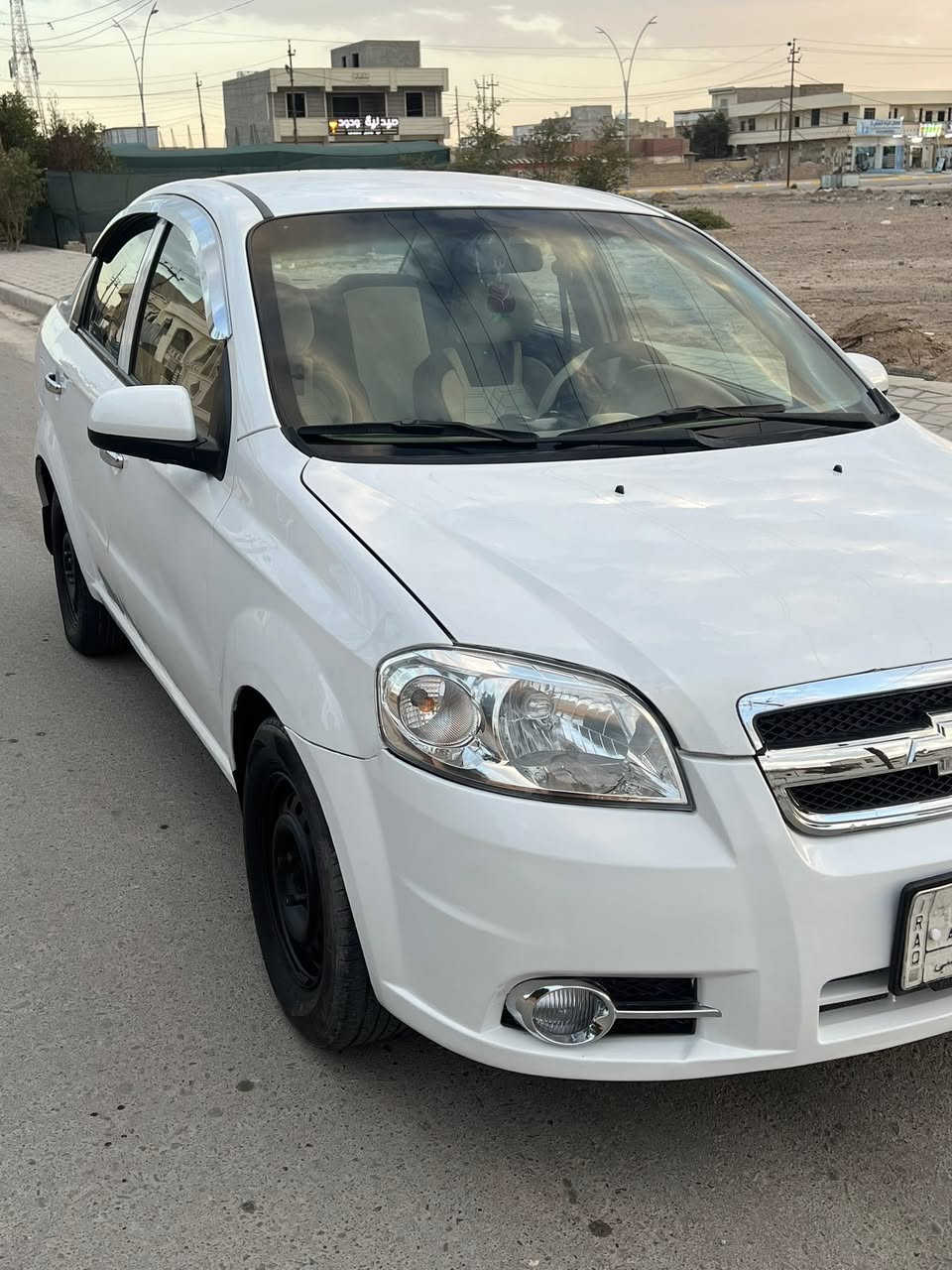 السلام عليكم للبيع بسعر مناسب جدا 
شيفروليت أفيو موديل 2011 خليجي 
كير أوتوماتيك محرك 1600 
رقم صلاح الدين الماني شرط التحويل والرسميات السياره بيها قطعه وحده صبغ بدون داخل بدون حادث السعر 63$مكان السياره صلاح الدين /تكريت/القادسيه للاستفسار 
***********
***********
