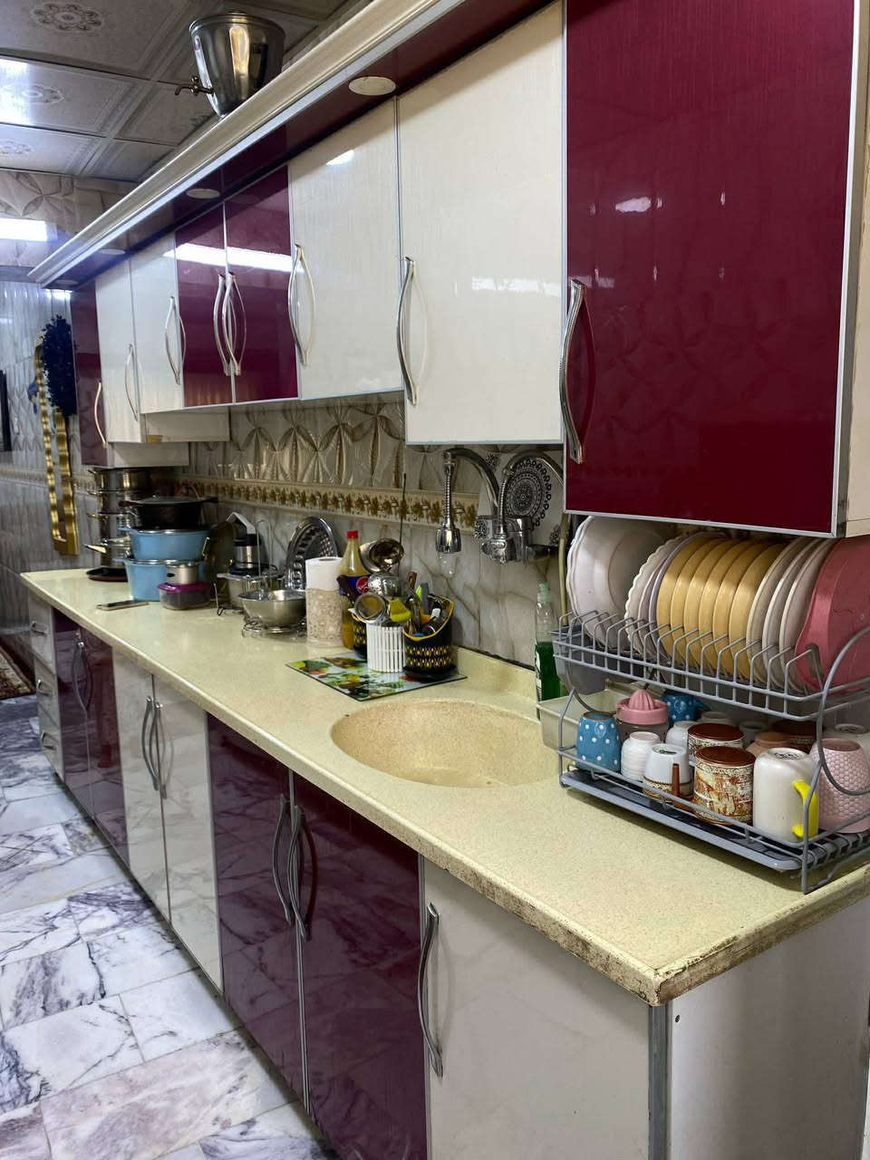 السلام عليكم كاونتر للبيع نظافة ٩٠٪ السعر خاص او الاتصال ***********
