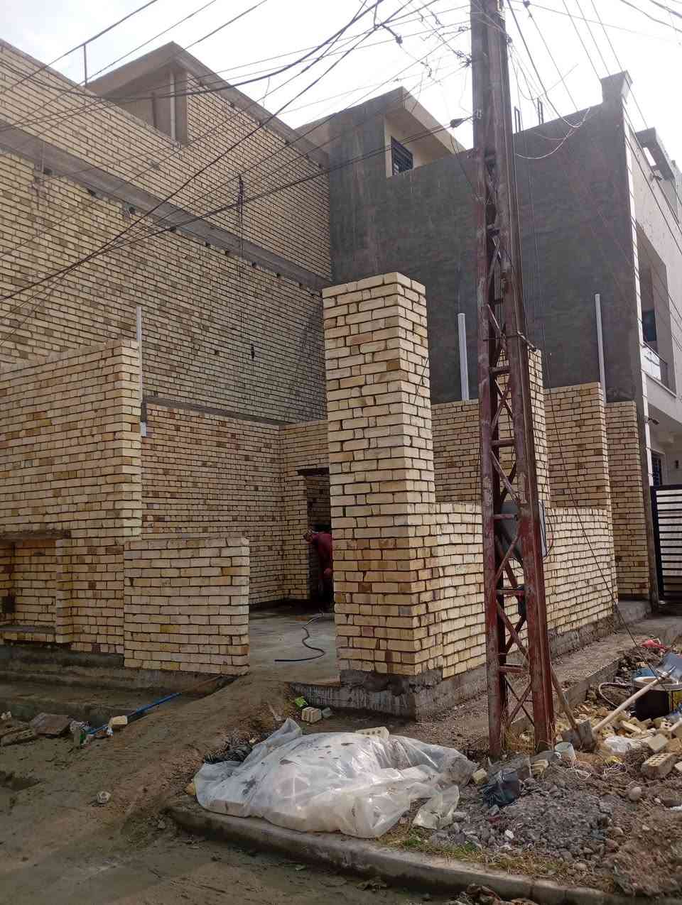 سلام عليكم خلفه متفرق شغل درجه اولئ التزام بل موعد وزن وخيط وشاهول نضافه الموقع اخذ ع دبل/ وبل يوميه / وقطعي / وتسليم هيكل / وبيك خير ودلل خاص مفتوح /***********//*********** //تصال
