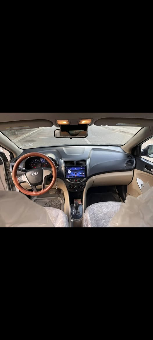 1600. GDi
حادث حافة البنيد من جهة الايت الايمن لالغد ولا شاصي سليم 

          // كير محرك تبريد خير من الله.

                //شاشة.  كامرة ..مانع انزلاق.  إيكو 

          //ماشية 60mi

مكاني البلديات 
       //***********.
