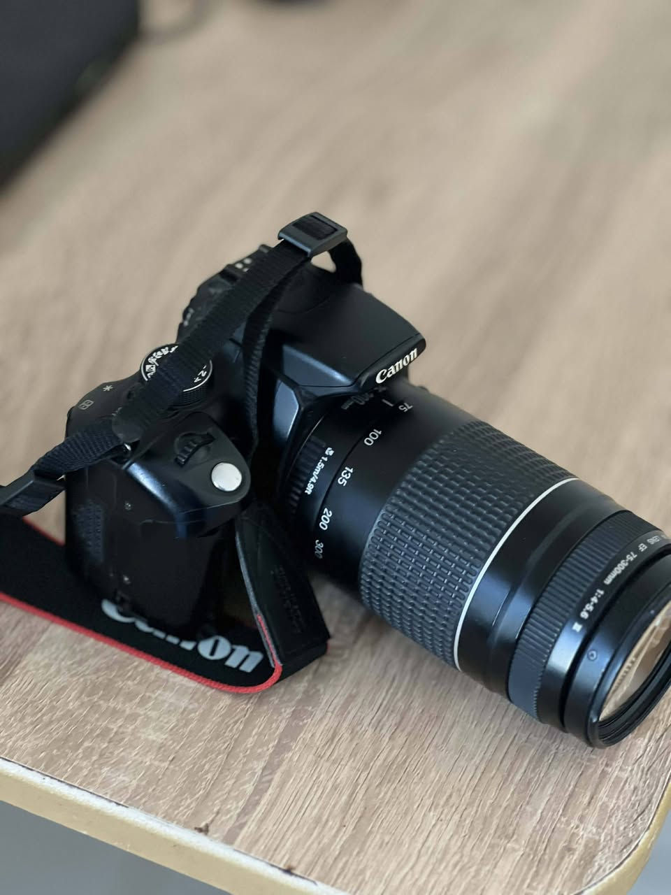كامره كانون 350dوعدسه 300/75mmالسعر 200وبيهة مجال قليل


**إذا كنت صاحب هذا الإعلان وتريد حذفه لأي سبب، رجاءا أرسل رسالة إلى الدعم الفني**