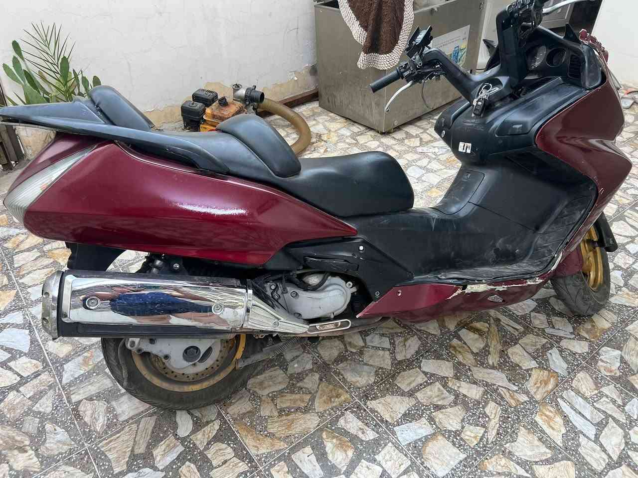 سلام عليكم سلفر 600 محرك مكفول برغي ما مفتوح. بي دراجه شلعه ومعدل شرط 180 يرادلها ترتيب كفرات السعر 1500
الرقم. ***********  مكاني بغداد الشعب او مدينه الصدر
