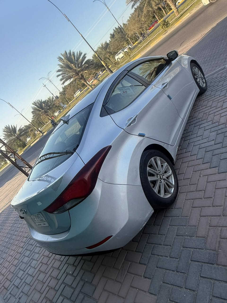 السلام عليكم سياره نوع النترا مديل 2015مكفوله بيها قطعتين الباقي كفاله عامه من كلشي فول مواصفات فتحه تحكم استرن حساسات مري شفط كشنات جلد اشاير بل مري شفتات ستيرن مكينه 1800العنوان كربلاء السعر 108بيها مجال رقم الهاتف ***********
