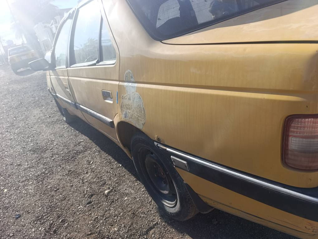 بيع سريع ٢٥ ورقه سياره جاهزه مكينه كير كلج حداديه كلها فول كشر حلو مابيه ضرر فقط طخه صغيره بالجاملغ باتري ومنضومه بانزيل ومحرك كفاله مشط جديد بور جديد كمريسر وتبريد ثلاجه سياره كوزه دبلات خلفيه وبولبرن بسمي تحويل ثاني يوم وبلخير علياخذها اي عمله بتلفون ما اعامل تجي وتكلب وتدلل مكاني مدائن سلمان باك *********** 
*********** بغداد, العراق
