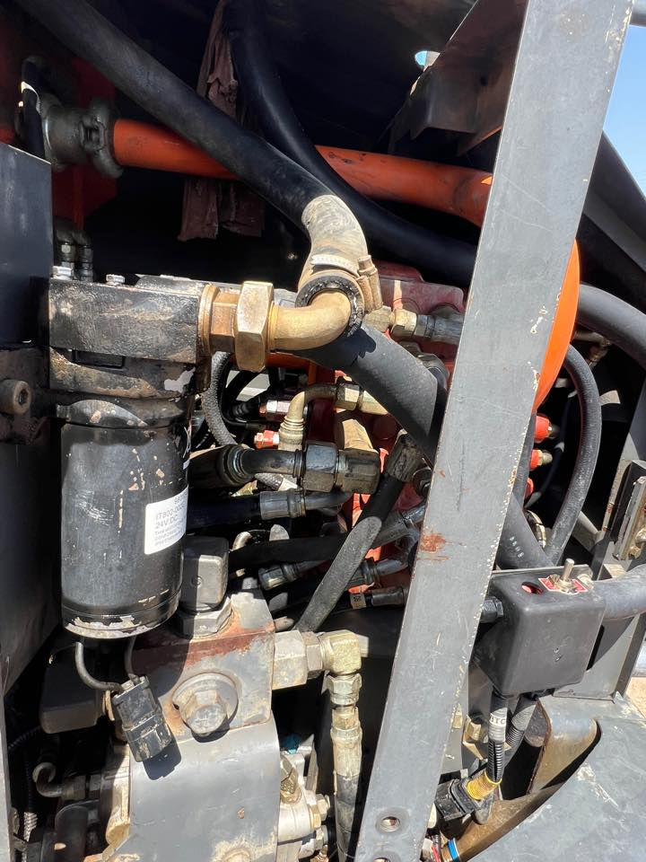 السلام عليكم ورحمة الله للبيع حفارة z3
حجم 85 نضيفه وجاهزه 
رقم السليمانية 
بسمي 

سعر جدا مناسب 
موديل 2009 
***********
