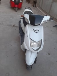 سكنس فحل 140 كوري سعر 350 وبيه مجال نواقص باتري تريشه صفح  اشاير خلفيه...