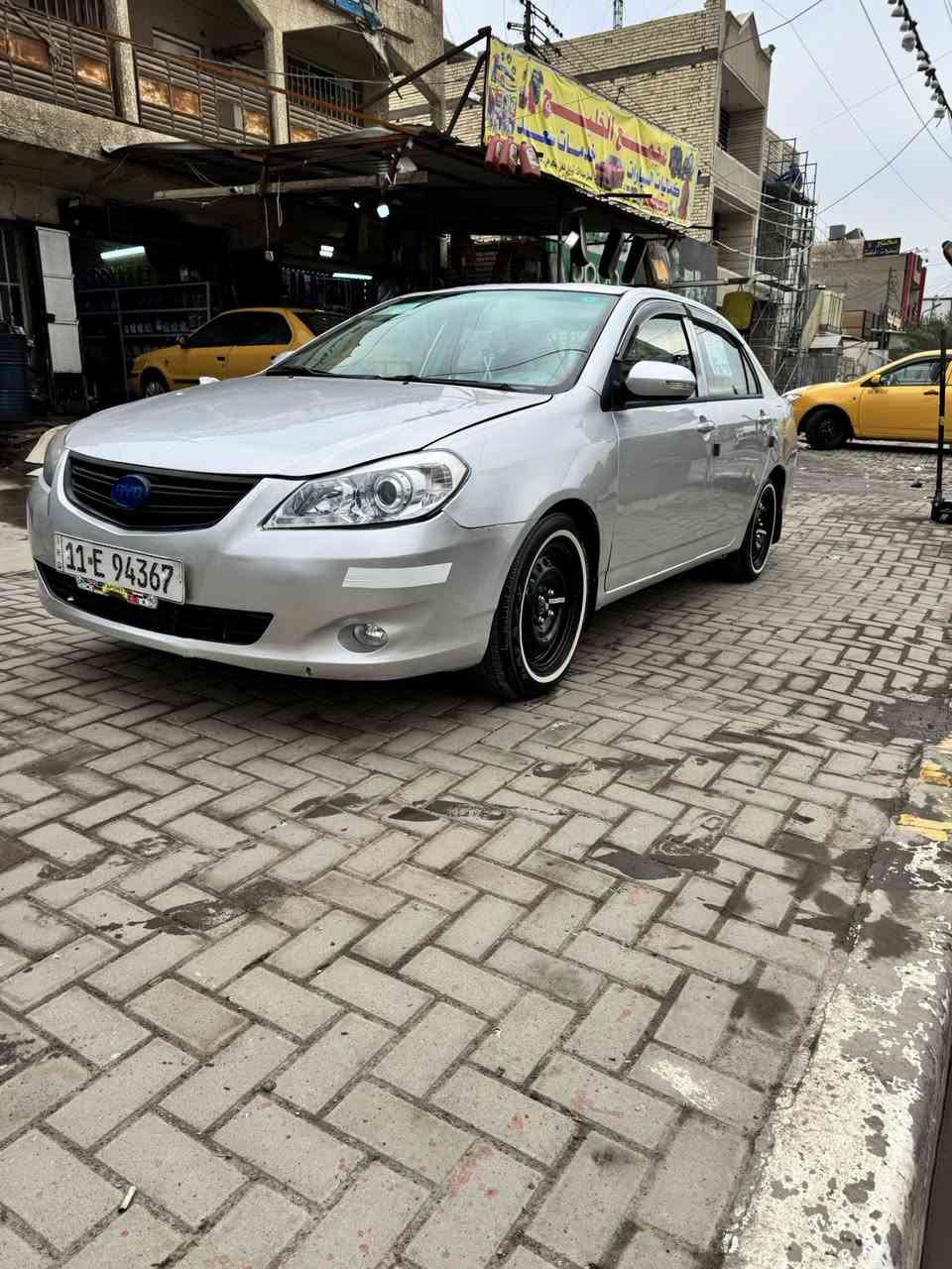 بي واي دي g3موديل 2013كير مكينة بلادي كير عادي المرغوب

مكينة شادهة البارحة من علي صيني وصل ضمان موجود 

كير مكينة صدر تخم تاير كهرباىيات كلة مكفول وشرط الفحص 

بيهة صبغ حزام مكفولة من ضربة جمالية فقط نقص برغي مابيه

شاشة كامرة دوشمة عام حراري خط ابيض بصمة فتحة فول 

السعر 53بيهة حك جية ***********مكاني بغداد
