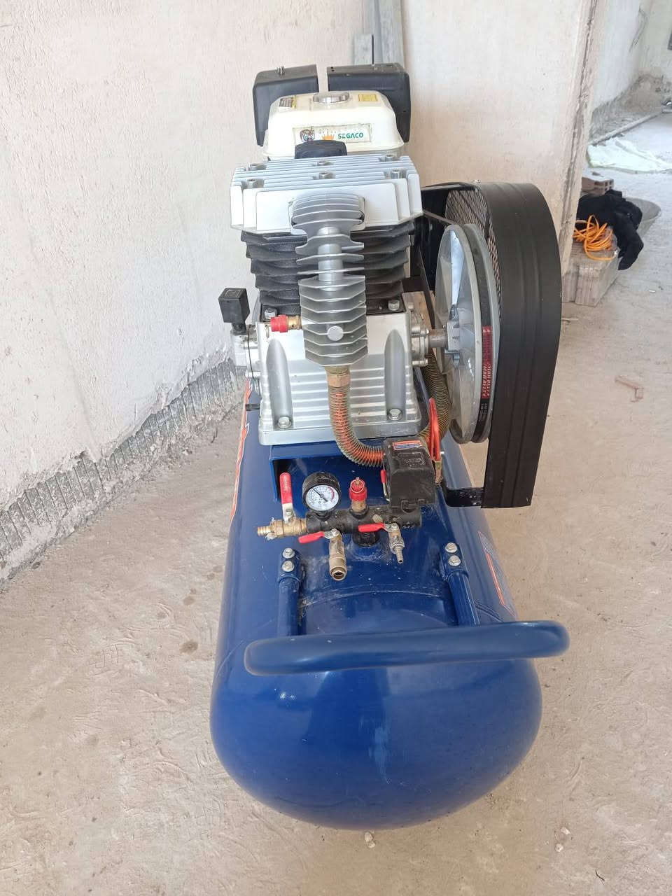 300 لتر سعر 800 مكان كربلاء ***********
