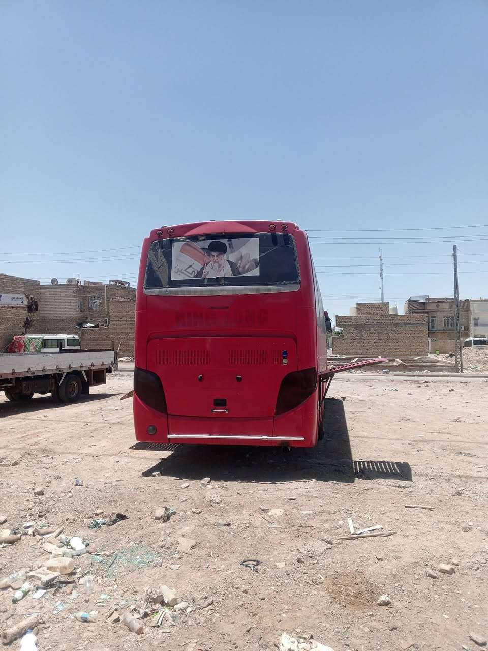 سلام عليكم باص هايكر صيني البيع مكينه كمنز 24 ولف جديده تخم تاير جديد تبريد ثلج سياره جاهزة العمل من كلهن جوبلس سياره بدون واصل سياره موديل 2009 مكاني العمارة *********** واتساب فقط سعر 80 وارقه 45 راكب
