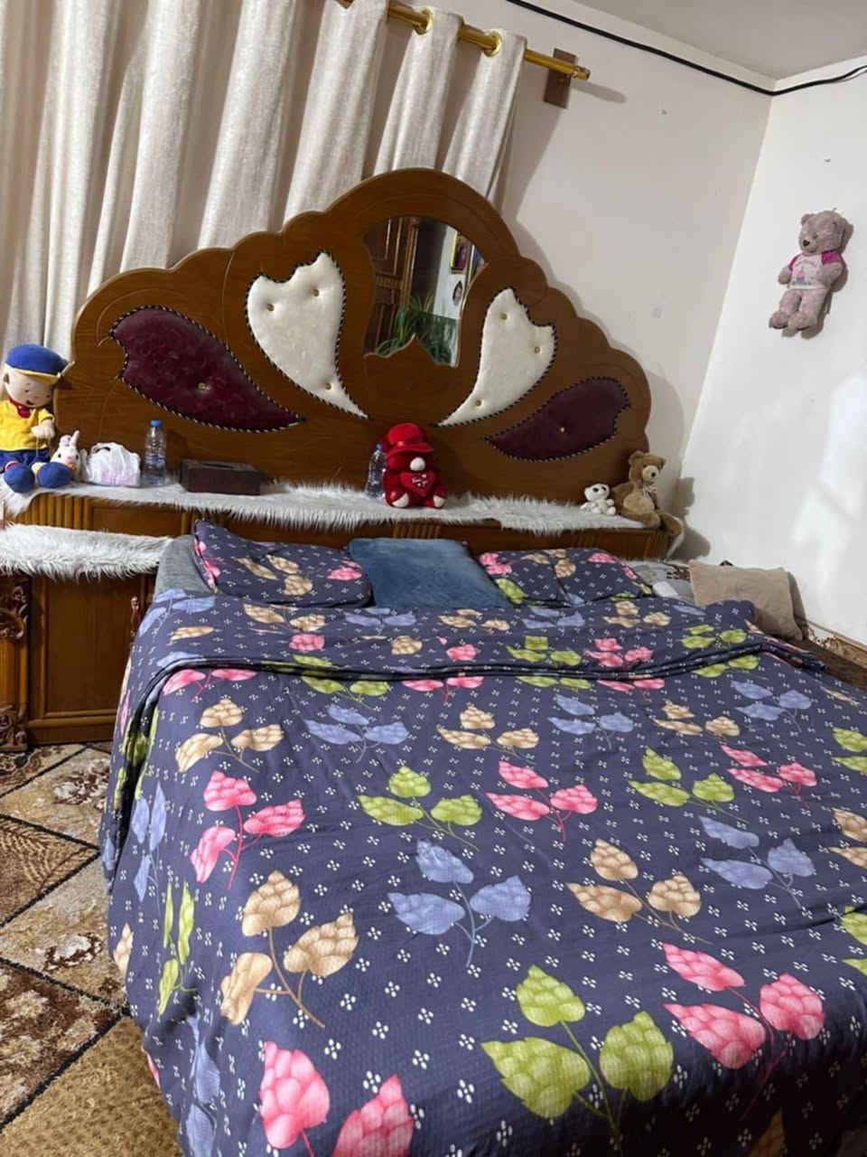 غرفة تسكام نضيفة كلشش
السعر مليون
الرقم *********** 
العنوان المهناوية
