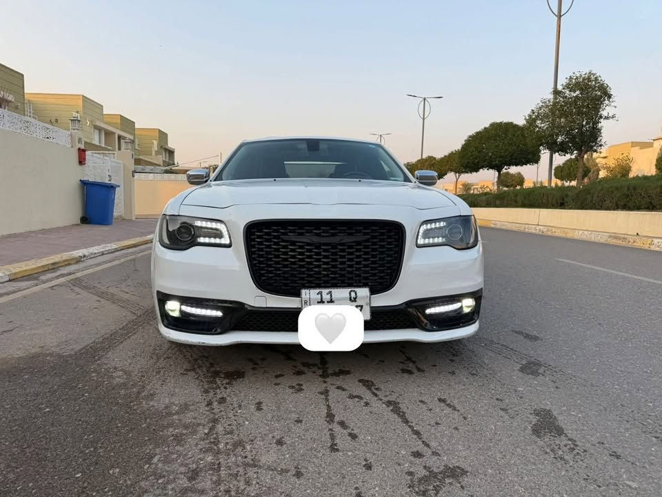 السلام عليكم
اوباما 2017 مرمزة 2023 
فول مواصفات .. مواصفات C
السعر 165 وبيهة مجال 
مكلف بالنشر 
رقم صاحب السيارة 
***********
