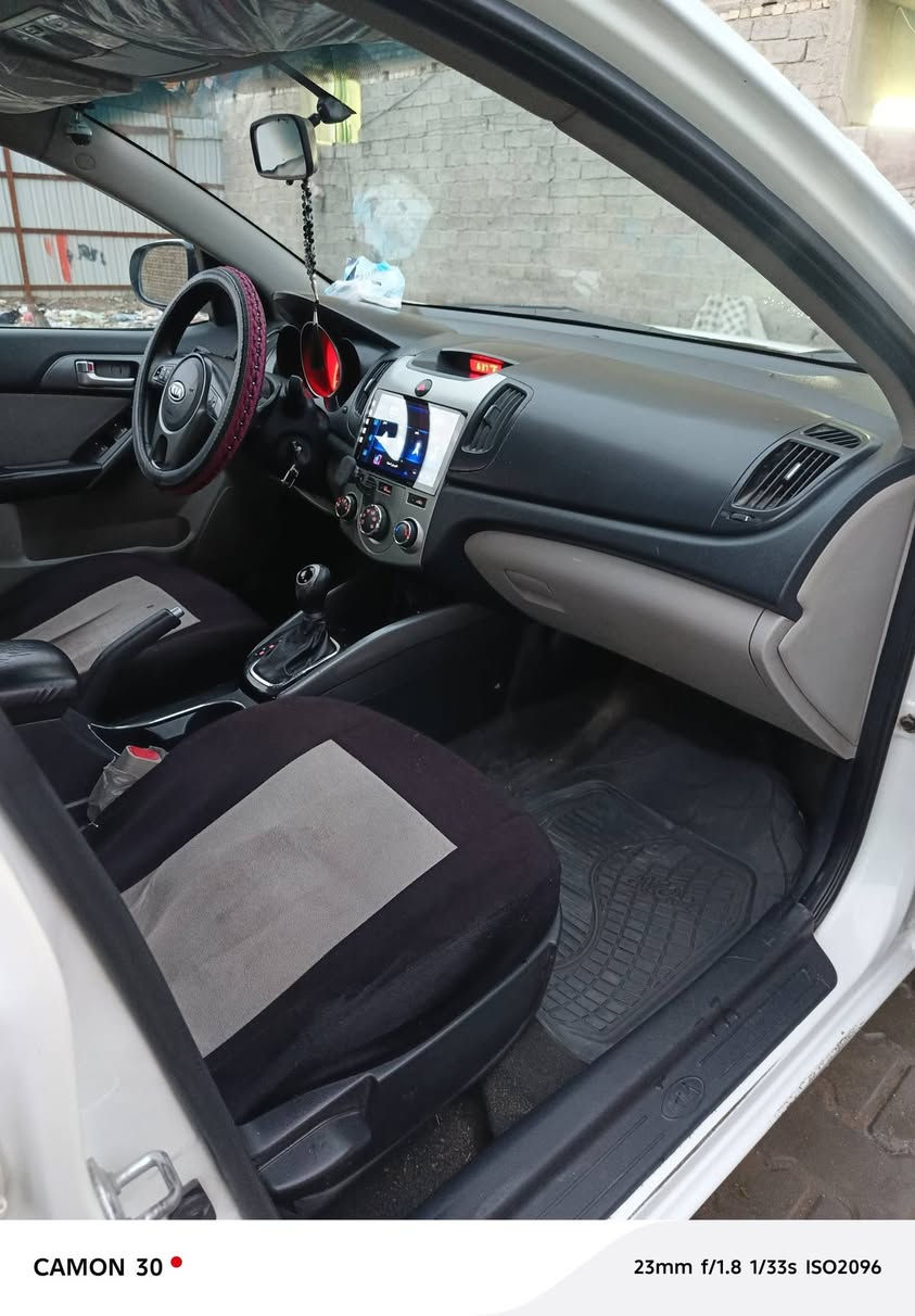 كيا سيراتو موديل 12 خليجي مكينه 1600 دوش نص فول كير وميكنه مكفولات تخم تاير نضيف صدر نص عمر كهربائيات جديده حادثه تكمه صفحه السايق وبابين وبيها طخطخات وشخوط موضحه بصور عارضه 90 وبيها مجال بسيط مكاني بغداد الشعله رقم ***********
