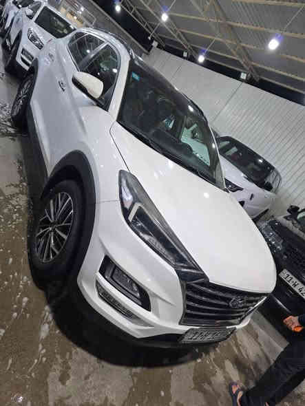 السلام عليكم توكسان مديل 2020 خليجي الكاصد فول 1/1 ماشي 57 شرط الفحص 
مكفوله عدا البارد مشر عليهم  شرط بدون فتح  باقي شرط الفخص كله سليم سيارة بسمي اي وقت الي يعجبك جاهز للتحويل سعر 210 وبيه مجال شي جدا بصيط عنواني بغداد معارض الكريعات معرض البركة 
*********** 
تحياتي
