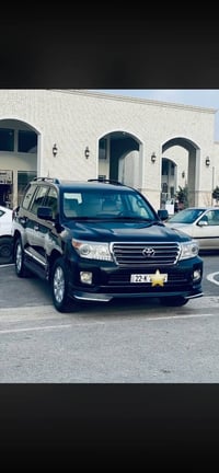 لاندكروز GXR • ٢٠١١ • دفع رباعي