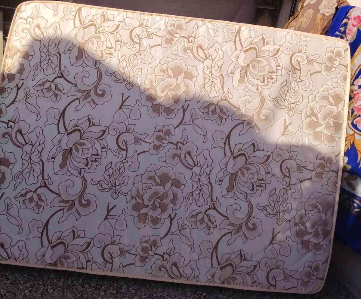 دوشك نفرين مستعمل صارله شهر بحاله جيده جداً 
السعر خاص اولي مو شراي لايدخل خاص بغداد, العراق


**إذا كنت صاحب هذا الإعلان وتريد حذفه لأي سبب، رجاءا أرسل رسالة إلى الدعم الفني**