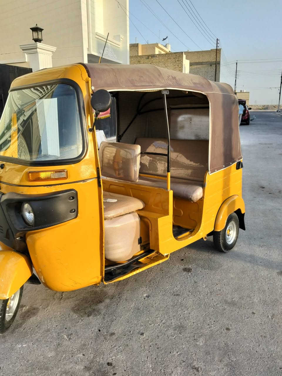 سلام عليكم تكتك رقم كربلاء سعر5800وبيه مجال بغداد الحسينية الراشدية***********
