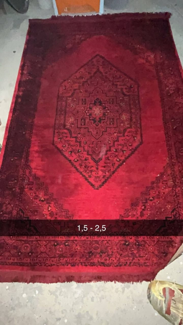 هەر 3 قل بۆ فرۆشتن زۆر زۆر نوێ یە قفلی 100 هەزارە شوێن دارەتو ژ.م ***********
