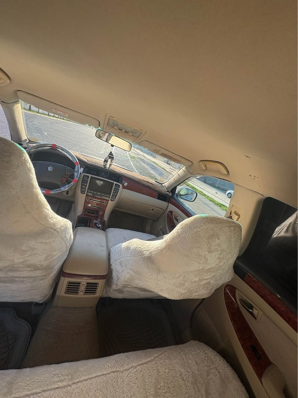 بەناوی خوا شاهینە ٢٠٠٥ مووس مووس 
بە شەرتی گێر و مەکینە ١٨٢ دوو دوگمە
ناوزەردی ساج قاوەی
لە ڕەسمەکان جوانترە 
هەڵەبجەی شەهید 
پێش و پشتی کەپس
یەک بست بۆیاخی سقفی هەیە و تەواو
سیعری ٥١ مەعمەلەیە برایانە حلبجة, السليمانية


**إذا كنت صاحب هذا الإعلان وتريد حذفه لأي سبب، رجاءا أرسل رسالة إلى الدعم الفني**