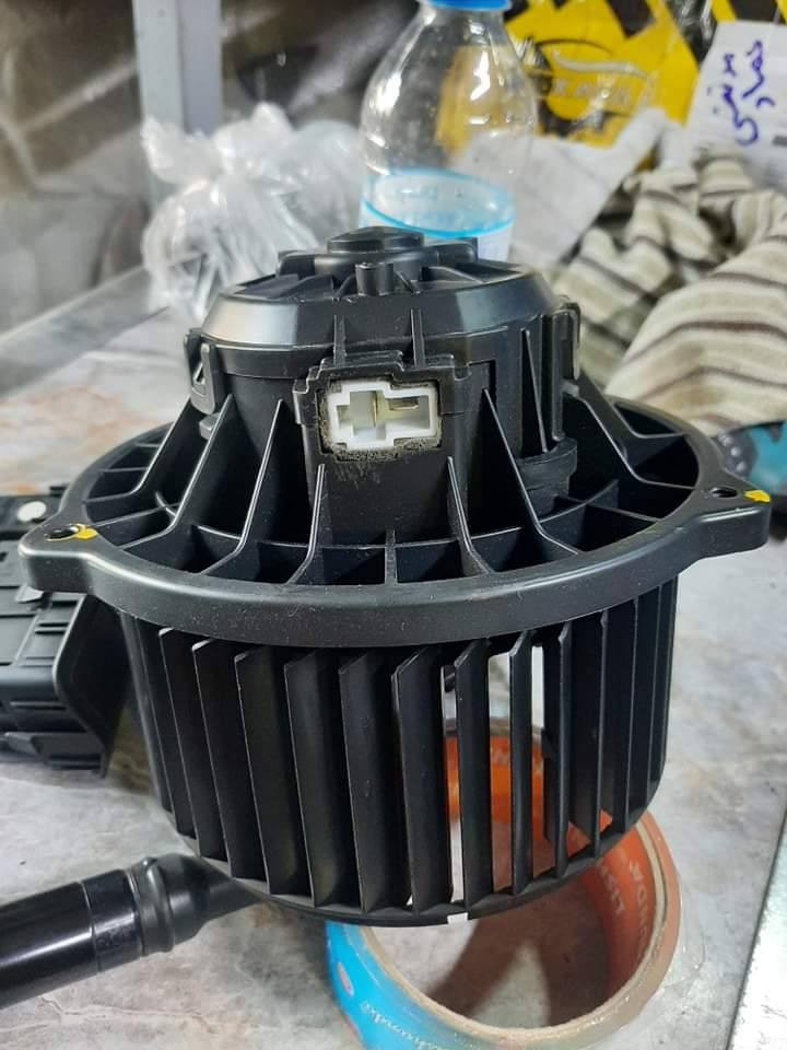 قاعده رقم اكسنت و ريو ١٠ الاف
قبق فإن التبريد اكسنت ريو ١٠ الاف 
جوين شوته ١٥ الف
ولف الدهن ال vvt ٢٥ الف 
حساس الطرق ١٠ الاف
حساس الكرنك ٢٥ الف 
فإن تبريد اكسنت ٢٥ 
فإن تبريد ريو ٤٥ الف
كتف مروحه ١٥ 
يتوفر ادوات تفصيخ اكسنت و ريو مضلع 
بغداد الامين شارع المعلمين محل القسواء 
توصيل بغداد والمحافظات 
***********
