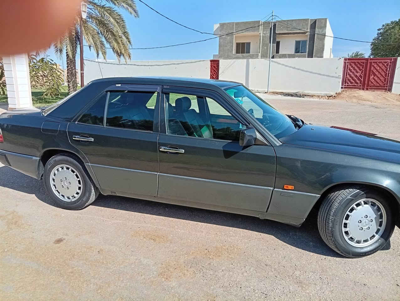 سلام عليكم
مارسدس دب 
موديل91
اصل خليجيه فول مواصفات
مكينه بلاد 
قواعد سليمان
دبل هورن 
دبل فيت بم
دبل مروحه
كشنات كهرباء شغالات
كهربايات كله شغاله
حداديه جديده
تخم تاير 
رقم بغداد 
مكان العماره 
سعر استفسار اتصل 
***********
