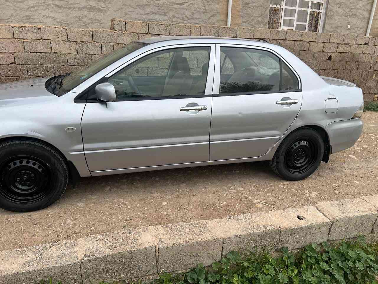 السلام عليكم ...
للبيع فقط لانسر لون سلفر موديل 2010
سيارة حلوه وجديده وبلاديه ماعدا جاملغ الأمامي اليمنى
مبدل بلادي نفس اللون وسيارة قطرة صبغ مابيها
رقم دولي (20) بأسمي تحويل ثاني يوم
للاستفسار الاتصال
***********
ديالى بلدروز
السعر 82  وبيها مجال ..
