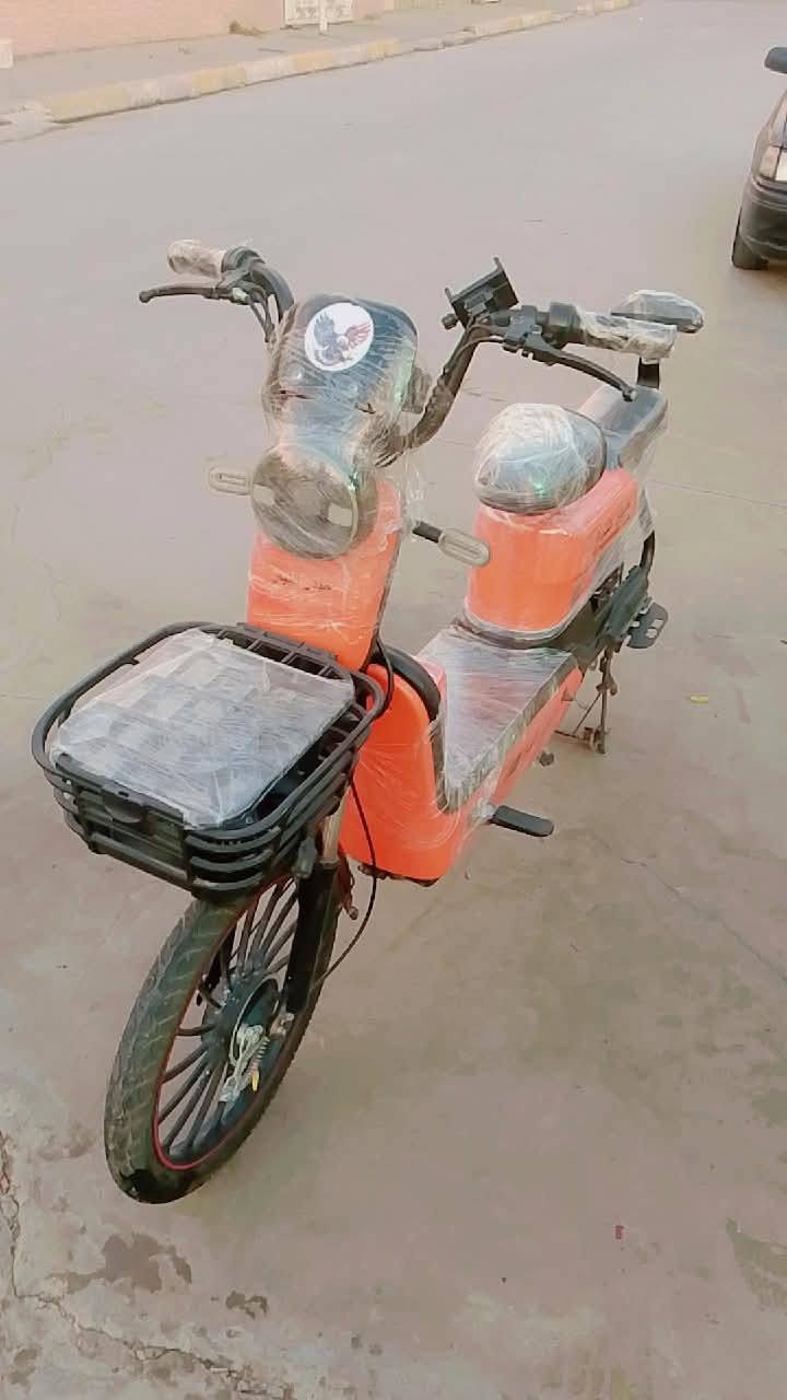 سلام عليكم بايسكل شحن للبيع كل عيب مابي  البيكسل كهربيات كامل شغال  السعر 350 كركوك حي النصر ***********شراي راسلني خاص*
