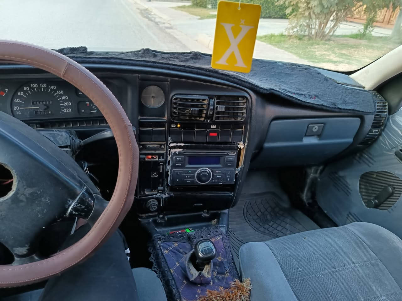 اوبل للبيع موديل 1993. رقم الانبار مشروع وطني سياره جاهزه من كلشي شواصي شركه  بعدهن مكفولان مكينه وكير وصدر واكسل مكفولات بشرط غرفته لك بعده سياره متخلي عليه كلشي ترايك وين متريد سعرهه ٢٥ وبيه مجال مكانه فلوجه تلفون *********** كورك 7505068571  سياره فتحه بيع او مراوس ترهم
