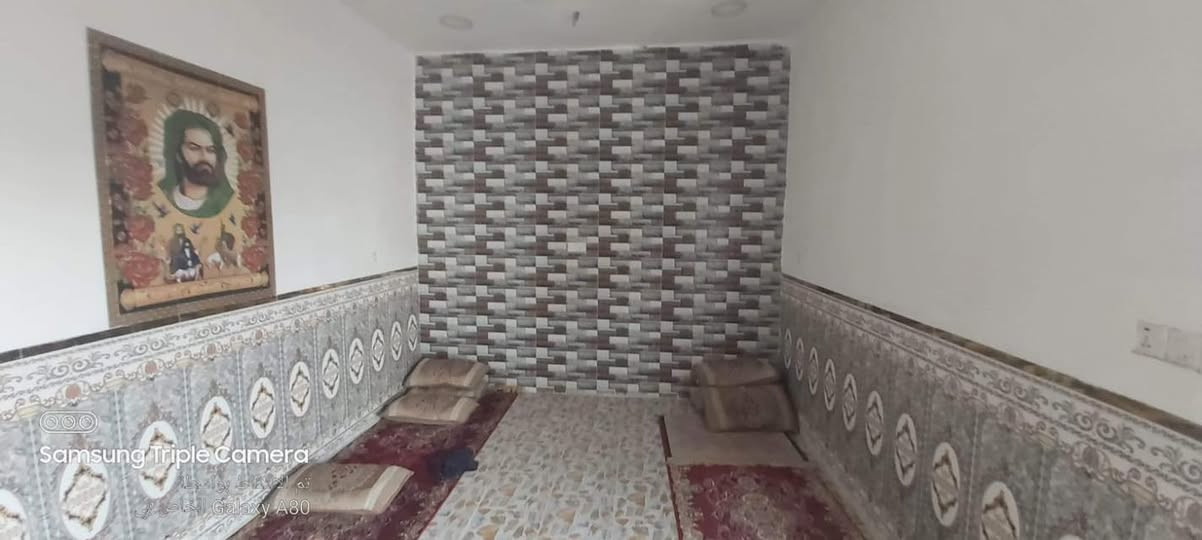 السلام عليكم مكلفه بالنشر بيت للبيع مساحه 100 متر مربع سبع قصور
شارع ابو فارس عل شارع عريض بناء جديد كامل بي استقبال وغرفه نوم وصاله ومطبخ وصحيات كله كامله واي استفسار هاذه رقم صاحب لبيت *********** /  ***********
