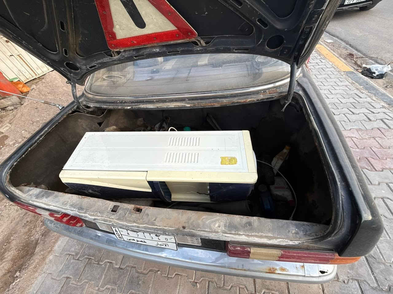 السلام عليكم للبيع مارسدس رقم مشروع وطني مكينة بطة 2500
لاتنقيص ولاتبخير بيها حادث بصبه نضربت بالويل وبيها صفنه بالكير تبريدها شغال ابيعها على وضعها 25 ورقة مجال بسيط مكاني الكوت ***********
