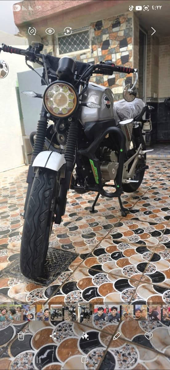 دراجه AH للبيع موديل 2017 موطور خير من الله فقط الويل الخلفي تعبان سعره 900 وبي مجال للأستفسار اتصل ***********
