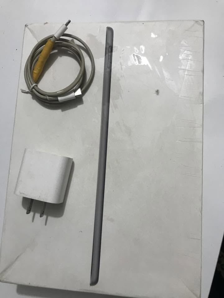 ايباد 9 نضيف جدا
ويا كارتونة مالته والشاحنه 
ونضيف من كلشي
وما مبدل بي شي 
اريده مراوس مقابل ايباد اندرويد او حاسبة


**إذا كنت صاحب هذا الإعلان وتريد حذفه لأي سبب، رجاءا أرسل رسالة إلى الدعم الفني**