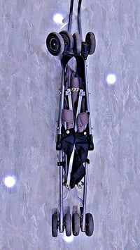 عربانة • قوية • نظيفة